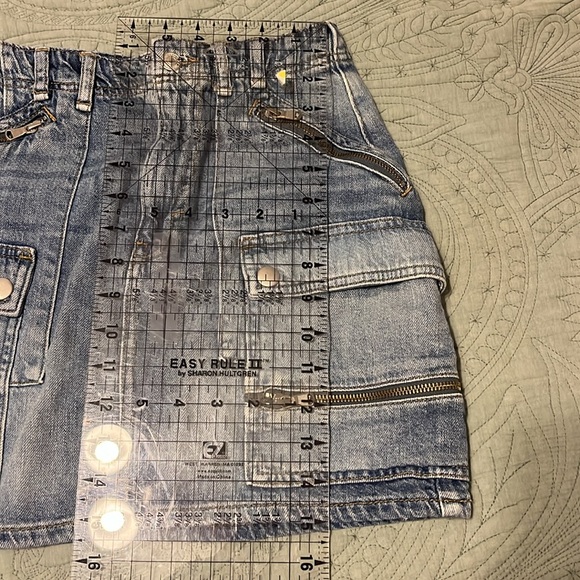 Free People We The Free 24 Denim Pocket / Zipper Skirt - Size 24 US - Picture 15 of 16